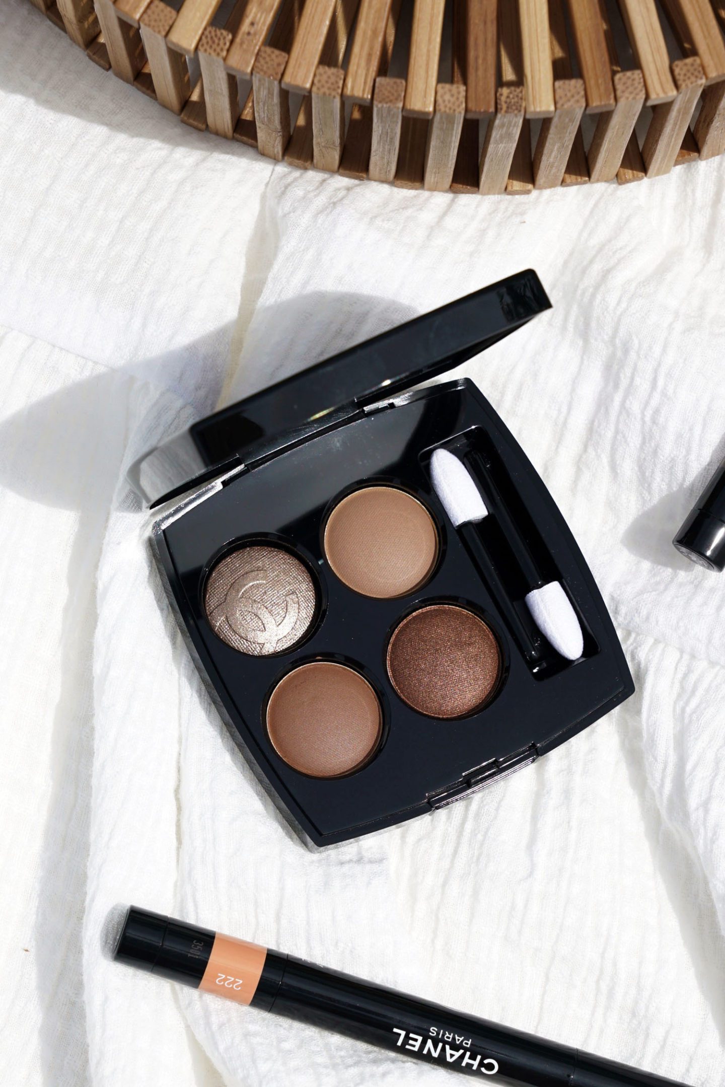 Chanel Beauty Cruise 2019 Les 4 Ombres Lumieres Naturelles Eyeshadow Quad | Skin Glow Find