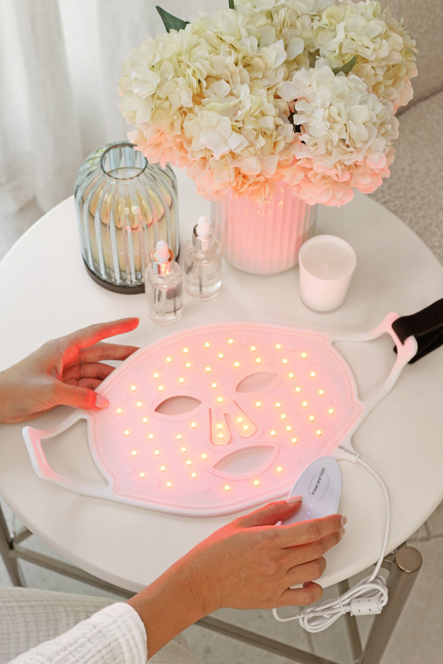 CurrentBody LED Light Therapy Mask review