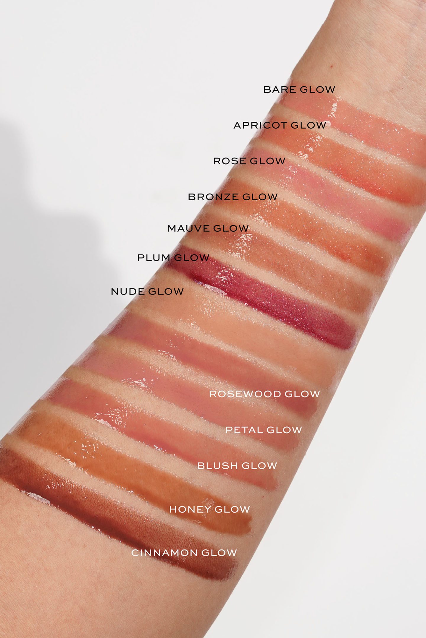 MoistureGlow Plumping Lip Serum swatches