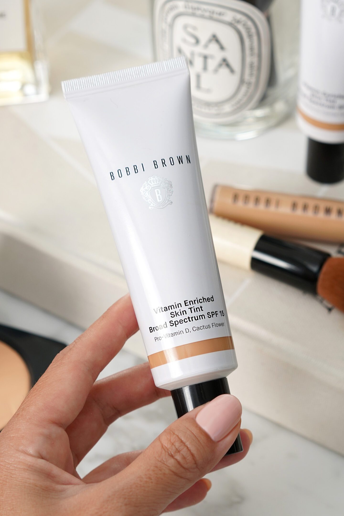 Bobbi Brown Vitamin Enriched Skin Tint Medium 2 review