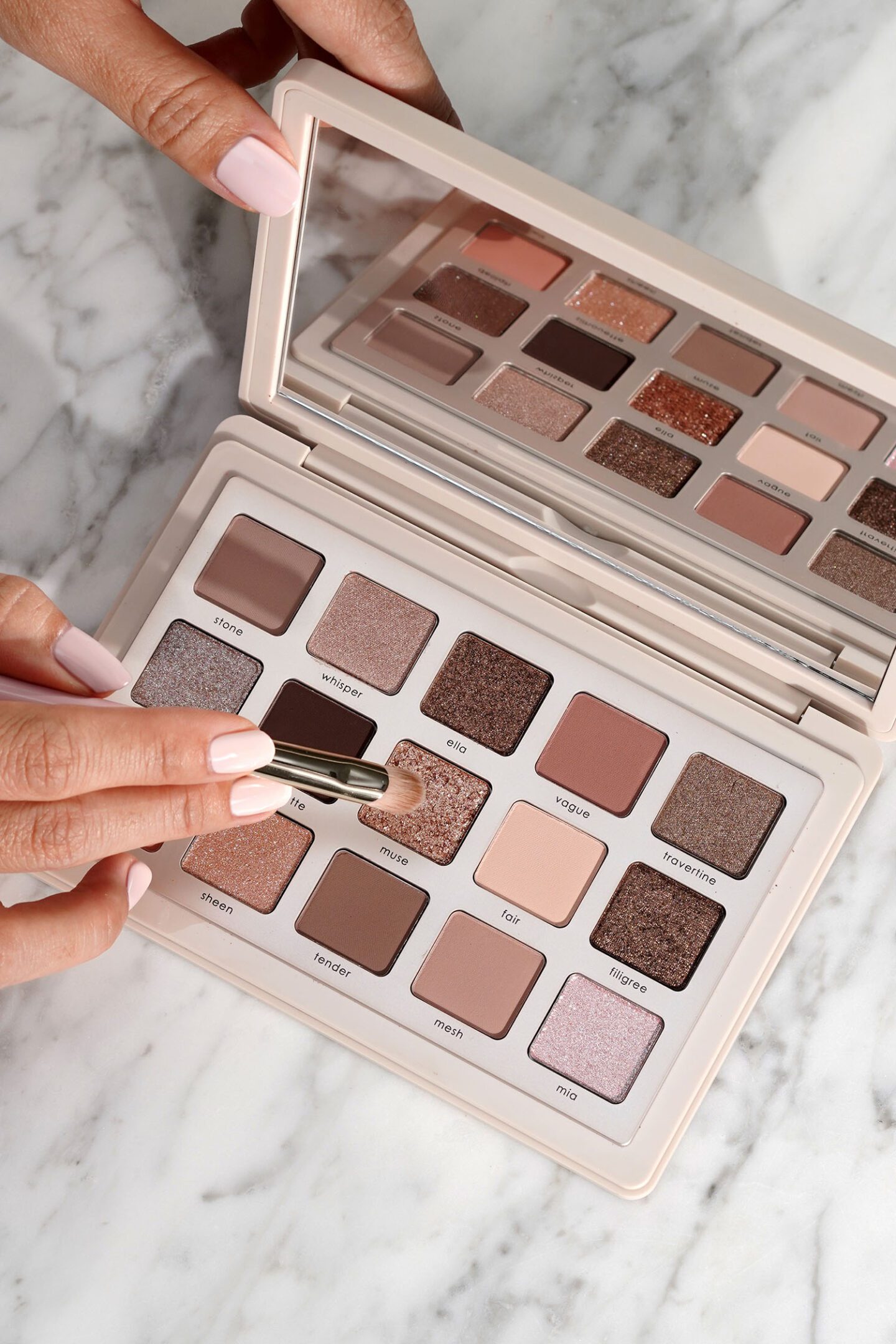 Natasha Denona I Need a Nude Eyeshadow Palette swatches