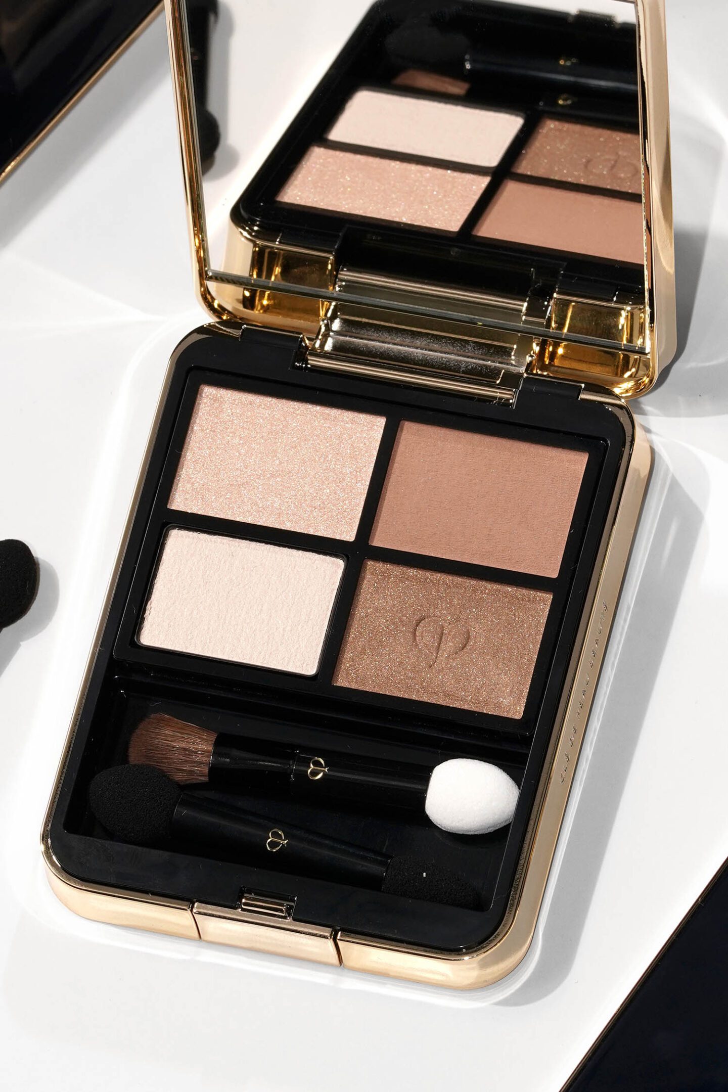 Cle De Peau Eye Color Quad Beach Pebbles