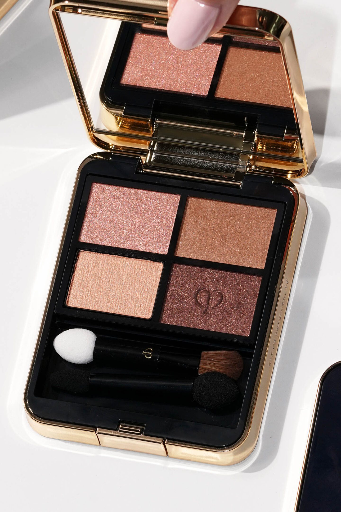 Cle De Peau Eye Color Quad Starlight