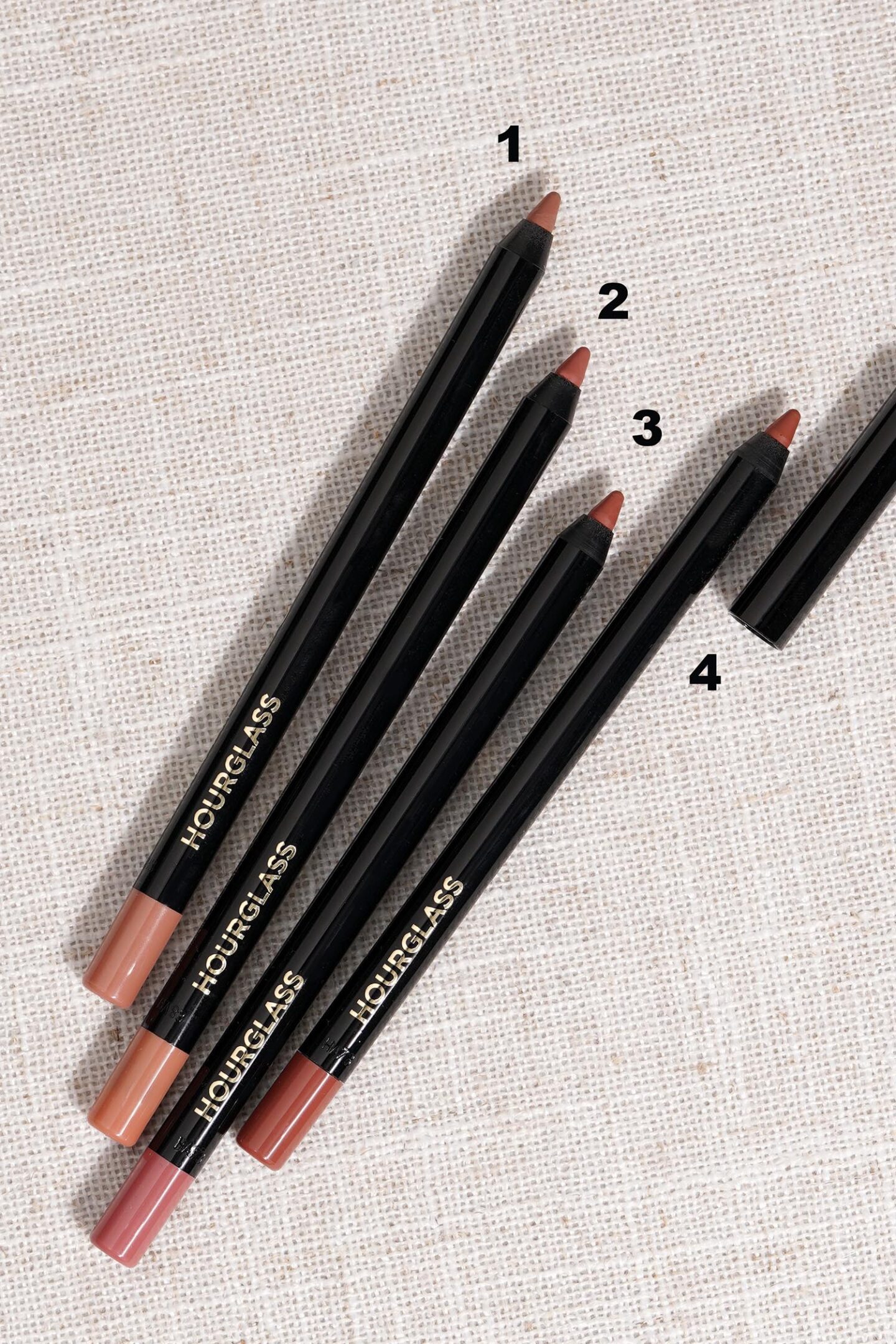 Hourglass Shape Sculpt Lip Liners