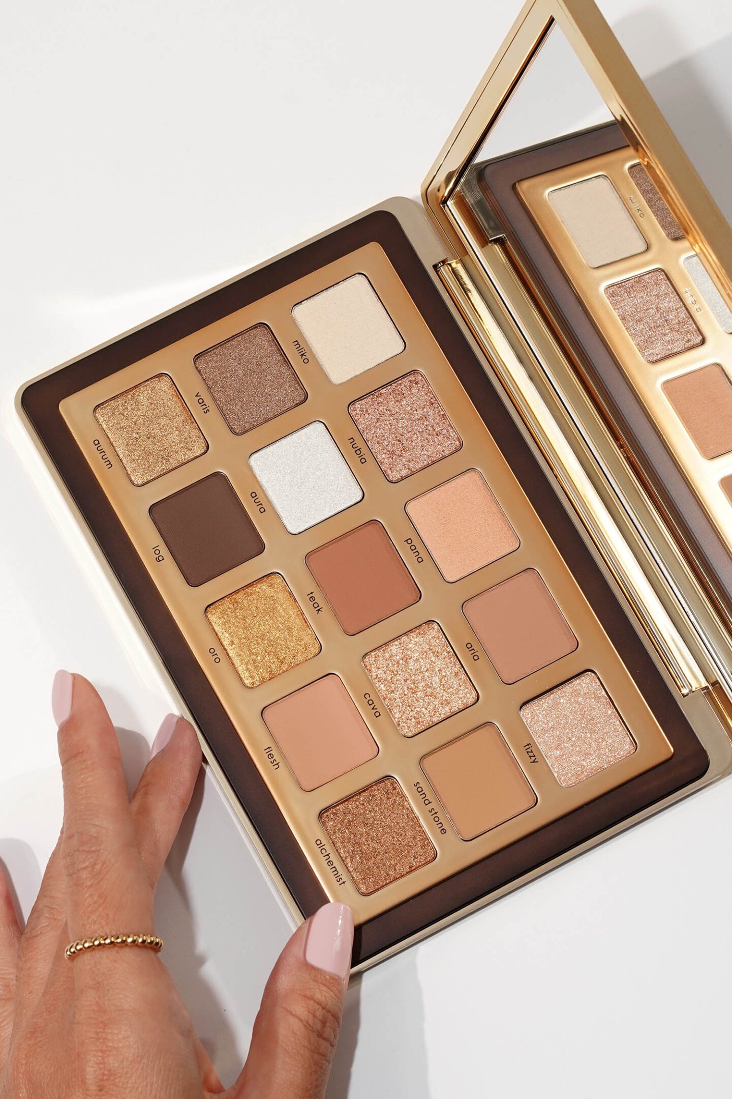 Natasha Denona Golden Eyeshadow Palette for Summer via The Beauty Lookbook